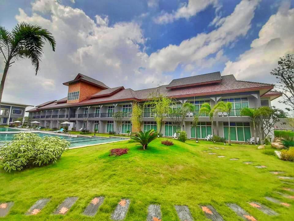 Southern Airport Hatyai Hat Yai Exterior photo